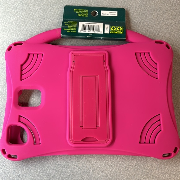 NWT tablet cover - Picture 2 of 4